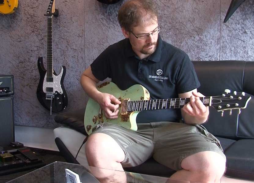 Tobias Ahlke Essence Guitars Remagen